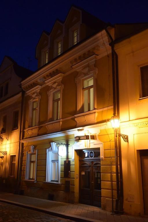Hotel Hnizdo Snu à Hradec Králové Extérieur photo