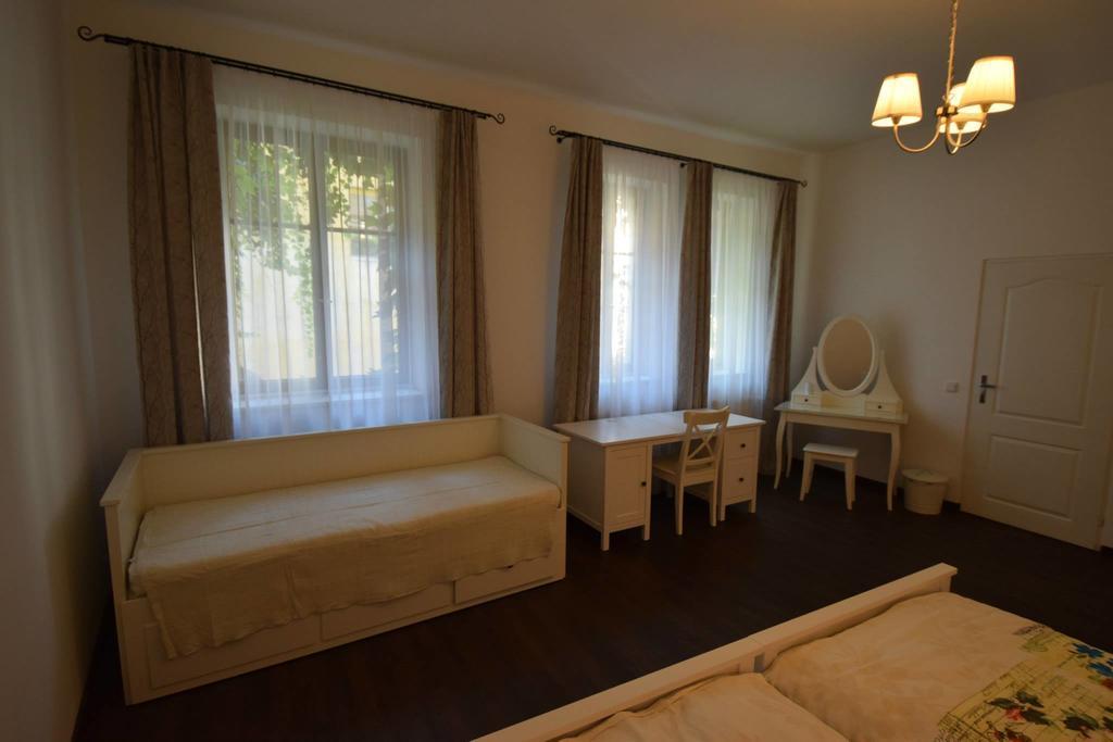 Hotel Hnizdo Snu à Hradec Králové Chambre photo